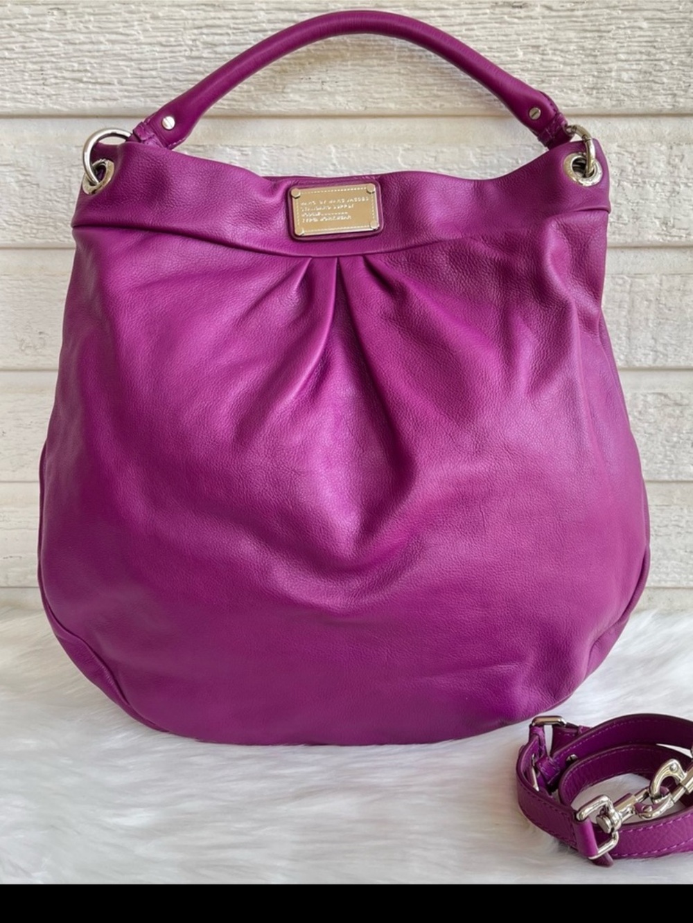 Marc Jacobs Q Hillier XL JUMBO Too Hot Too Handle Signature Magenta Leather Hobo